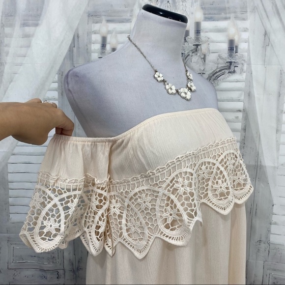 She + Sky Small Ivory Cream Boho Lace Off the Shoulder Dress Mini Pullover NEW - Picture 4 of 10